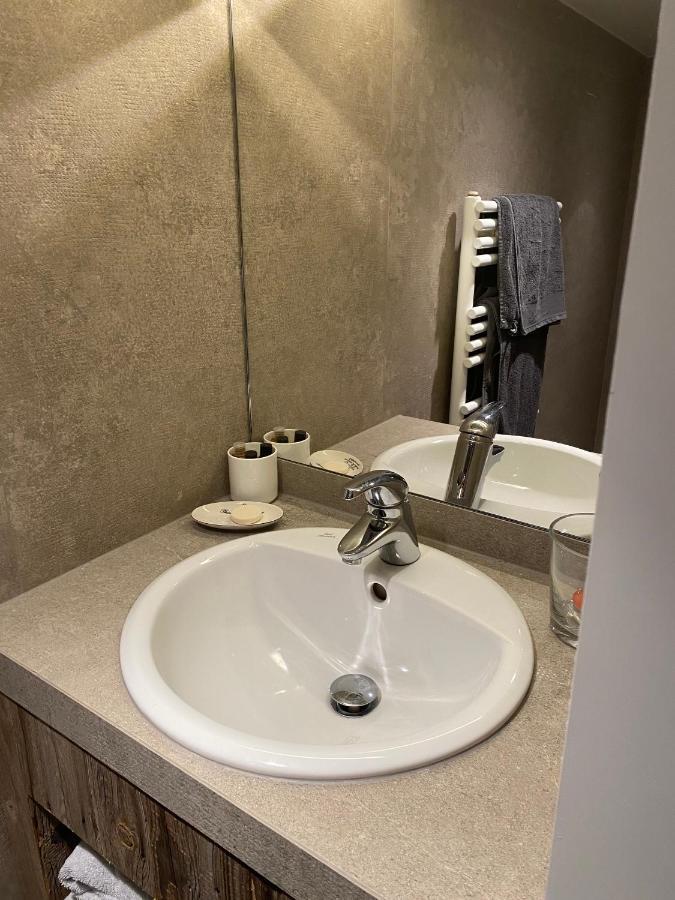 Charme Villa Le Chat Botte Koksijde Bagian luar foto